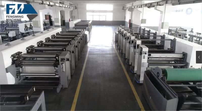 ऑटो लोडिंग और अनलोडिंग सिस्टम के साथ आस्तीन प्रकार फ्लेक्सो प्रिंटिंग मशीन