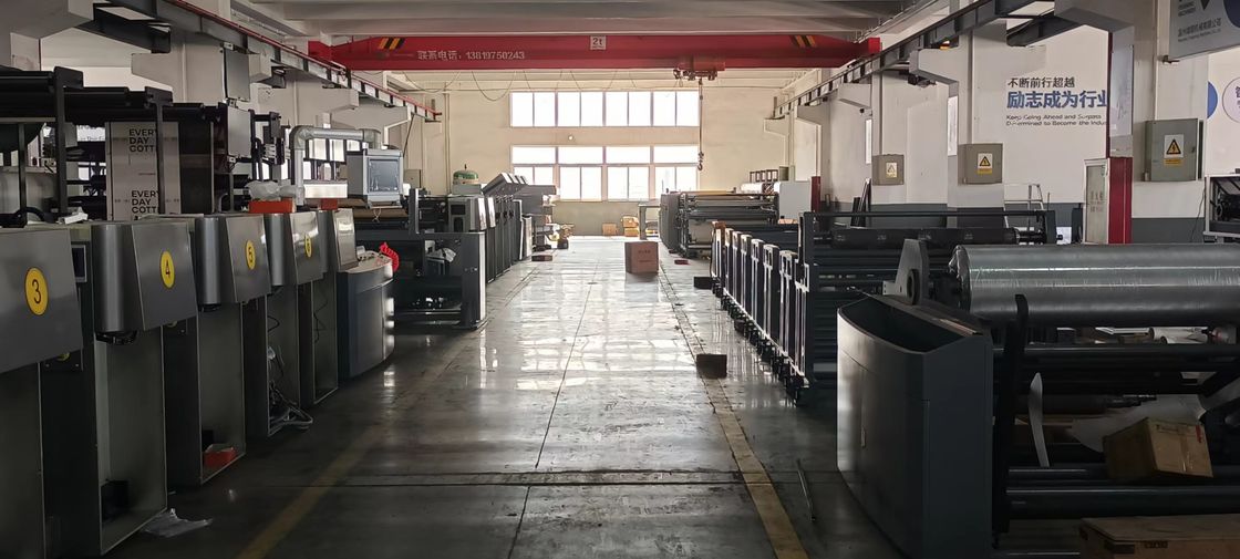 ऑनलाइन वीडियो तकनीकी सहायता के साथ पेपर प्लेट के लिए एफएम-सीएस 1350 फ्लेक्सो प्रिंटिंग मशीन