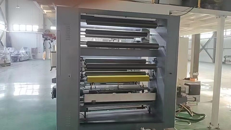 मैक्स.मैकेनिकल स्पीड 150m/min फ्लेक्सो प्रिंटिंग यूनिट के लिए बड़े Rewinder व्यास 1524mm