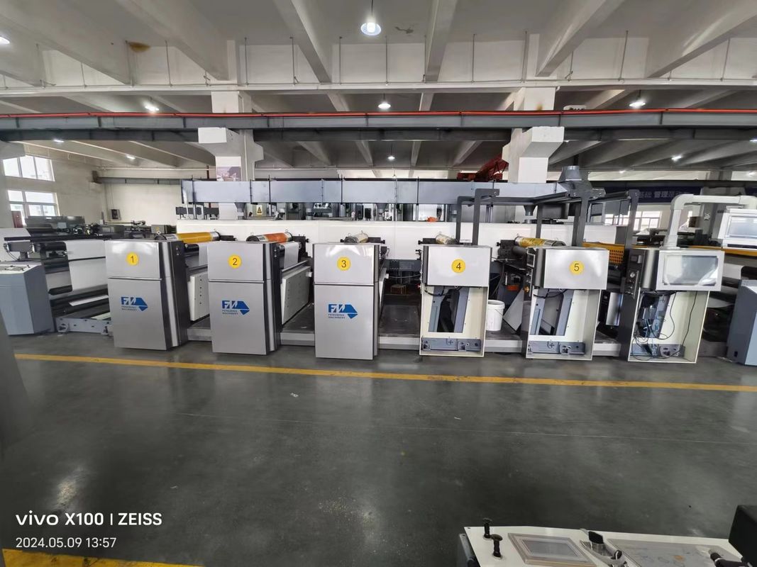 समय और सामग्री की बचत के लिए अनुकूलित अनुरोध इकाई प्रकार फ्लेक्सो प्रिंटिंग मशीन