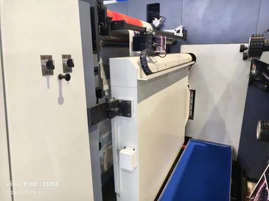 कागज बैग और बॉक्स के लिए आस्तीन प्रकार फ्लेक्सो प्रिंटिंग मशीन अधिकतम 650 मिमी वेब चौड़ाई के साथ